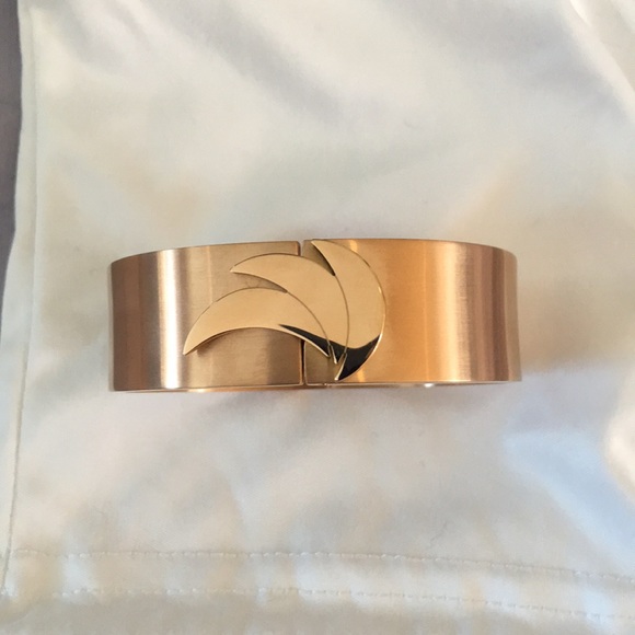 Euforia Brushed Rose Gold Bangle - Picture 3 of 7